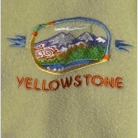 Yellowstone fleece vest cream zip up L soft warm outdoor travel layering piece - Picture 6 of 8